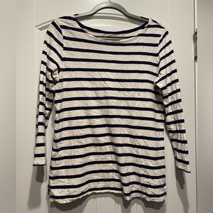Old Navy Beige and Navy 3/4 Sleeve Cropped Tee Size Medium